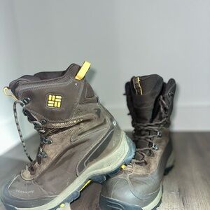 Columbia Dark Brown Outdoor Boots with Yellow Highlights